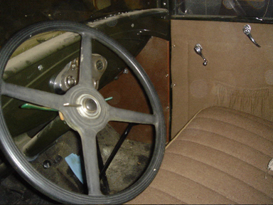 How to remove a model a ford steering wheel